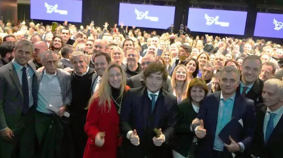 559b38d3-25f9-423d-894d-24e4670e164a