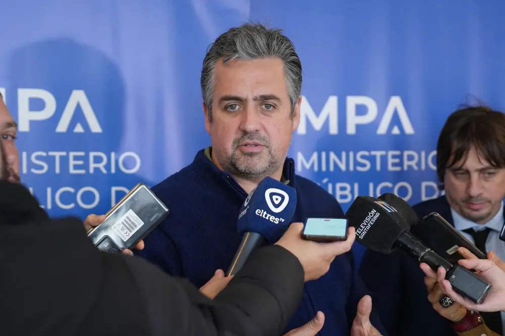 2cbfd543-1102-4a40-8cb1-6ba6b1f39766