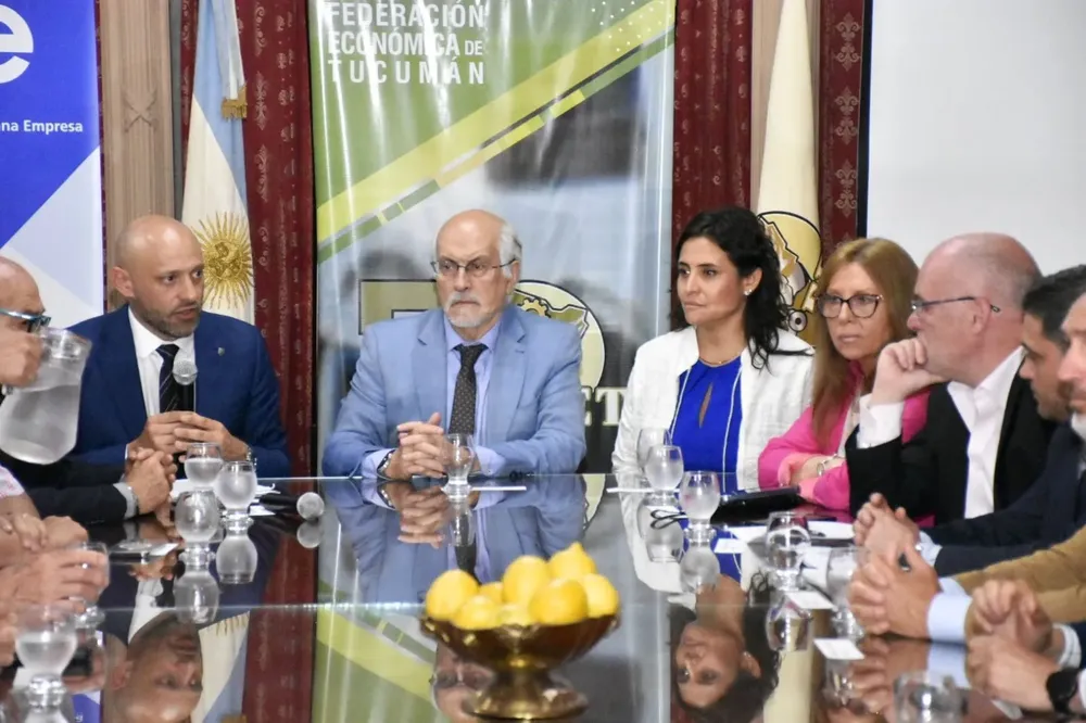 ee355d5d-9cdb-4a4f-9a04-1730ef67b443