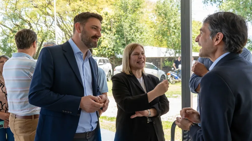 cedb0196-c426-498b-8041-8d302620e600