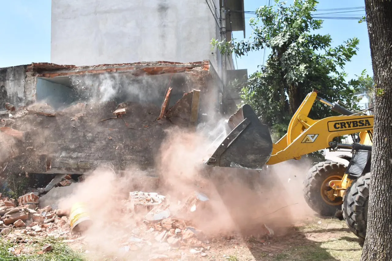 e89e3fac-6a46-4395-8a05-6876c664a90e