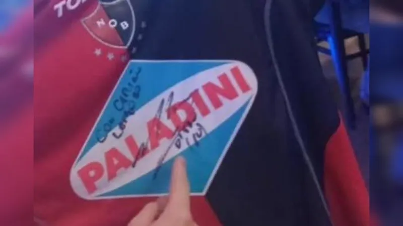 camiseta_robo_maradona.jpeg_1756841869