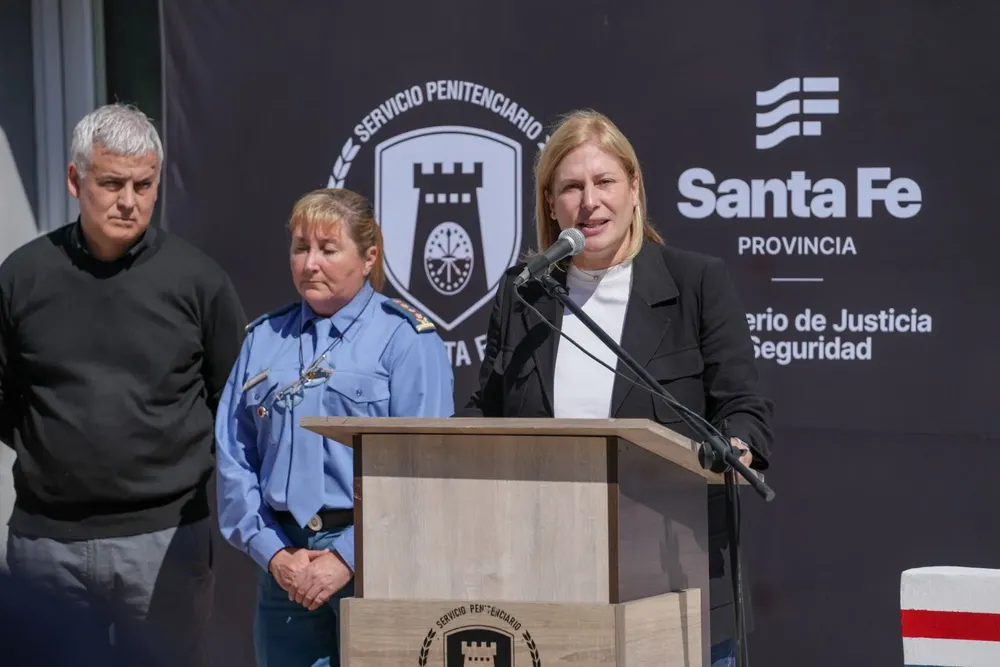 d1989211-e256-46fa-b7d0-6623cdff4ae5