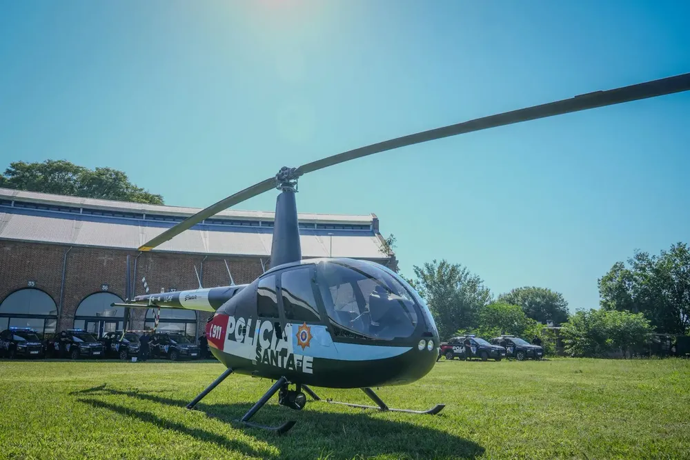 f2693160-dec1-438d-a75e-2a19a8e20101