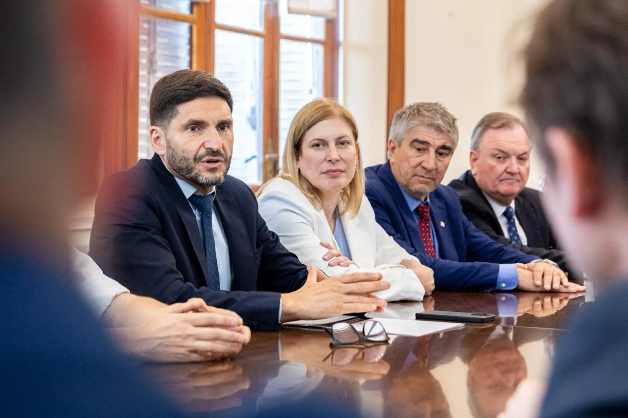 80a16496-53bc-444f-90a7-e122d1c838de