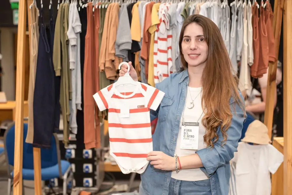 da97b158-ce2a-416c-8e47-80e64d980d38