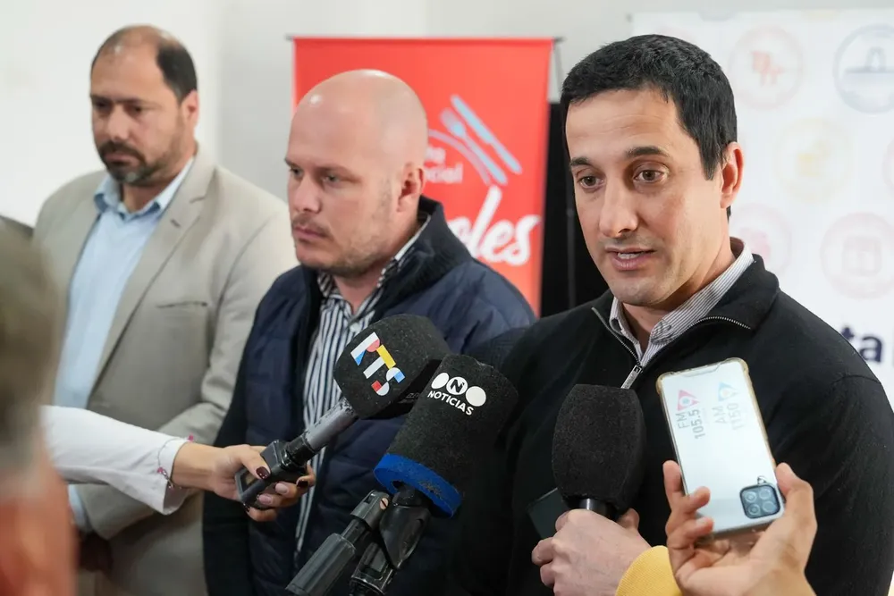 6e184f89-62c8-4d16-b562-3b9be5fb7289