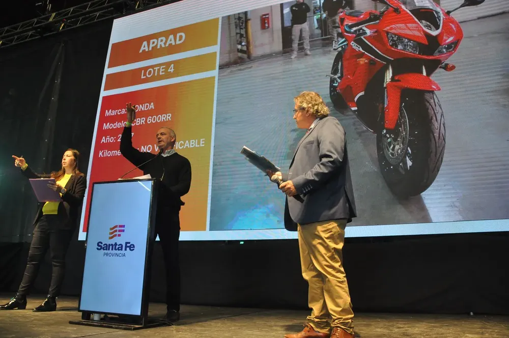 48d77f77-c611-4f2a-8ccd-10d1e074580c