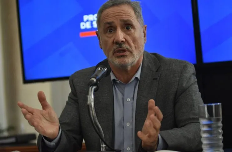 SM-sain-300522-741x486