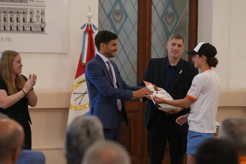 d8e97339-dfeb-4945-a995-26d4998a7534