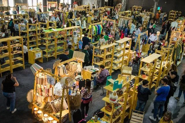 9e8a7573-5e27-428d-854d-b35e43fa896e