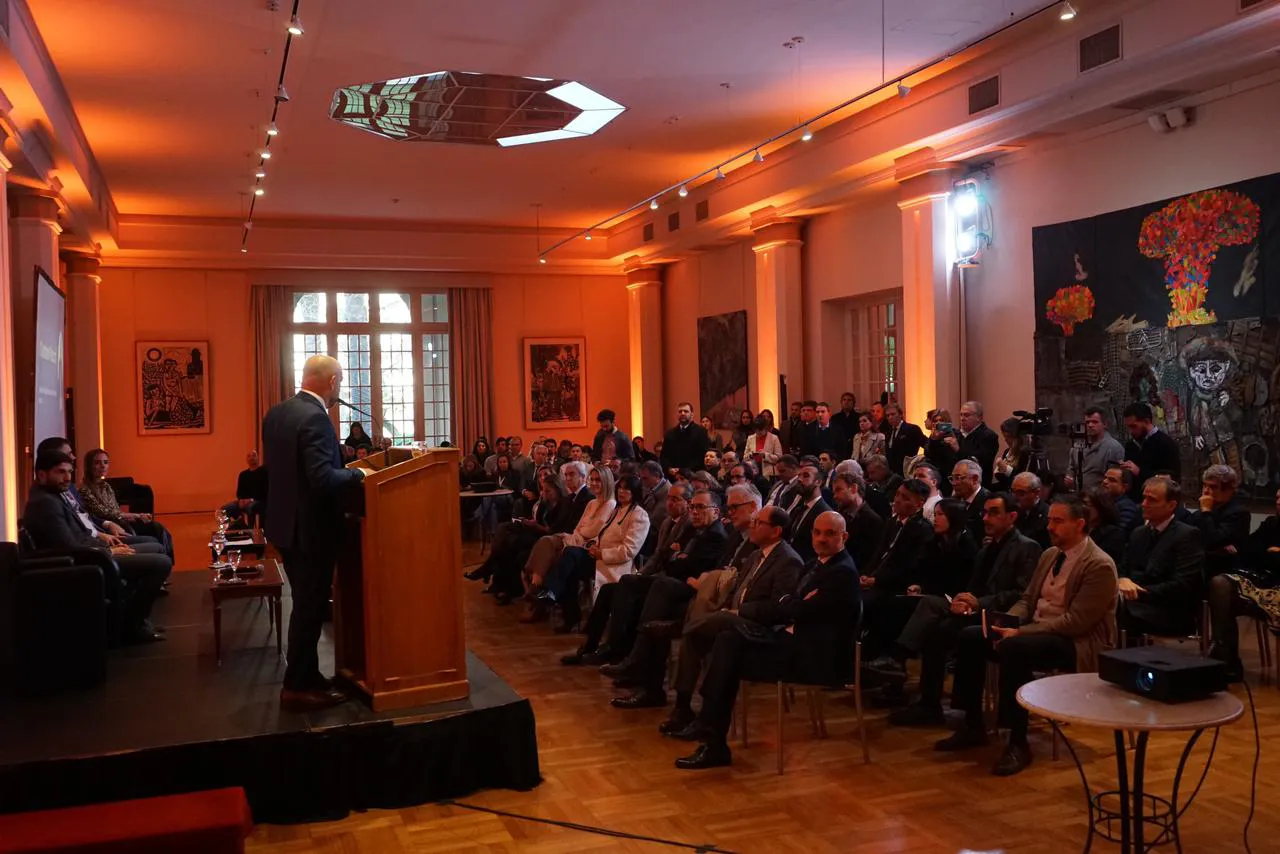 87535d9a-03f0-4730-a2e9-b4dff1736385