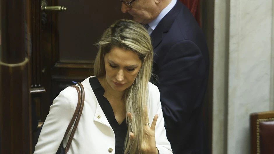 68e57e48e60b9_940_529!