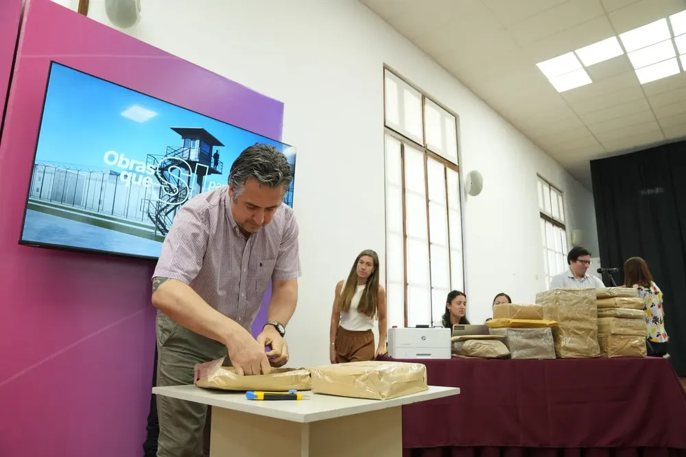 22376444-3f0d-4796-a43c-dcc06069fc2b