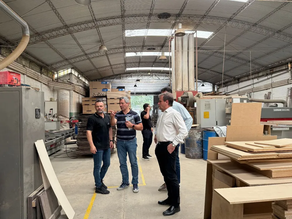 784ca876-8455-48b2-a559-43541dad2571