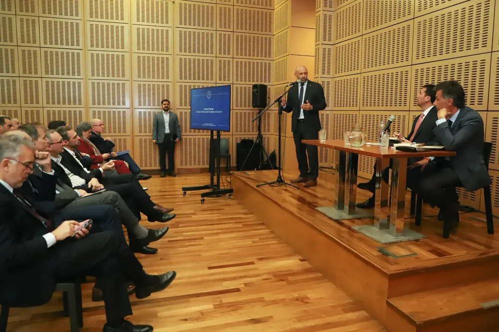 35feac64-f135-4745-a05b-21a64a252c81