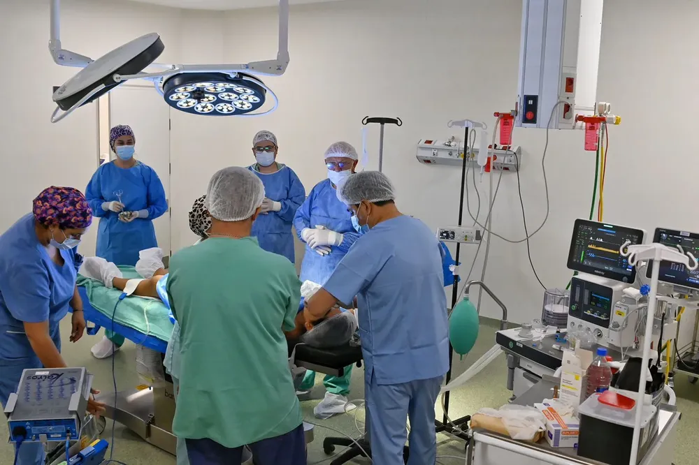 2d1d7a33-9a1e-4b17-8b4e-0fba6a3ea9d5