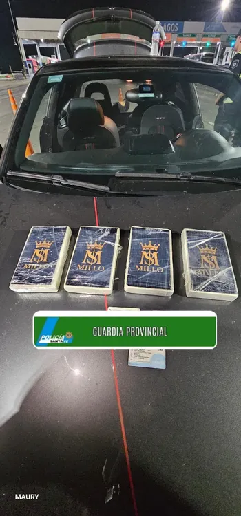 c0f4b568-fdfb-4f4f-a6f1-e03cf29157f5