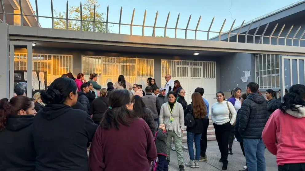 69d54a6ab4b1f_992_558!