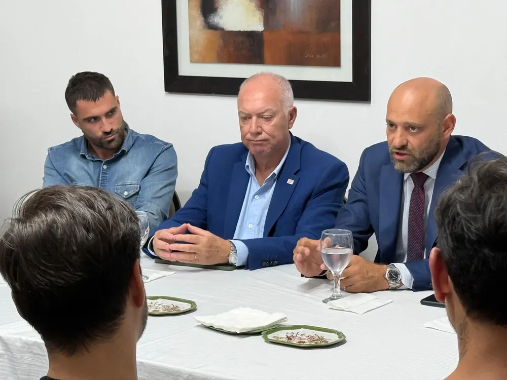 b55ebc1c-029b-4ee7-ac92-bb43218cbf64