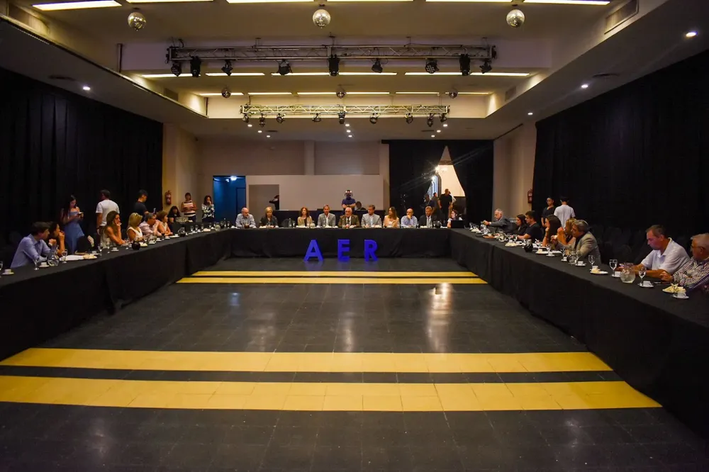 d077294d-8ded-4f37-bcae-270151bad77f