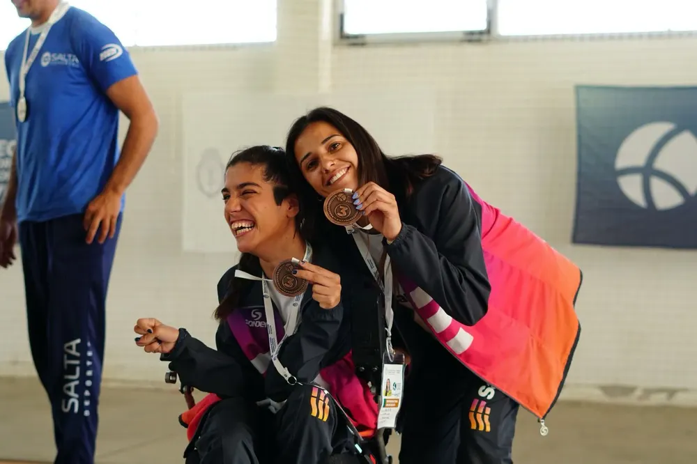 8b8c1aa4-f089-4490-9295-72bac5781ccd