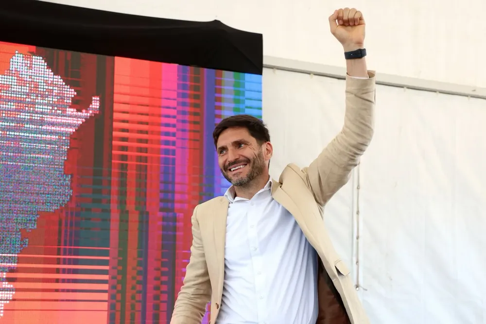 8fb6f062-5c2f-4215-a8a2-d78535151c0c