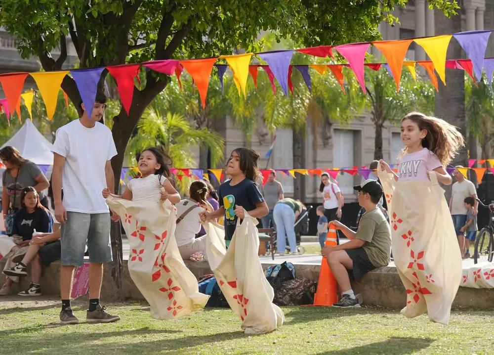 0a574dff-6b01-4453-b7f2-6d2ab5ed336d