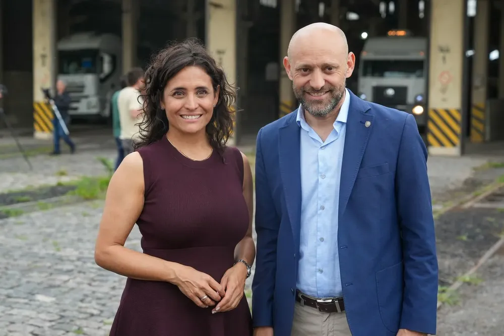 8c315580-3478-4984-8490-5bf6486f629a