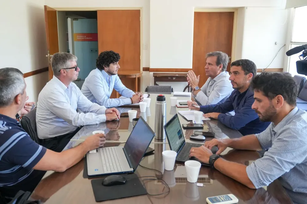 e6d17209-8146-4c52-adc6-f629768fee78