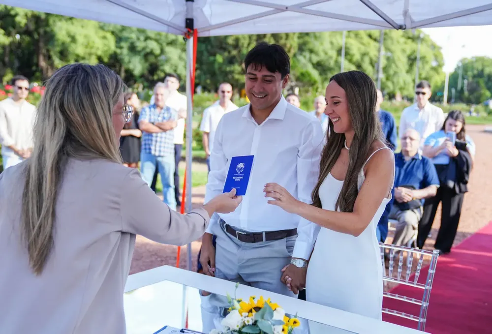 8091cf8e-a0b9-49fa-8234-7c50945e4f7c