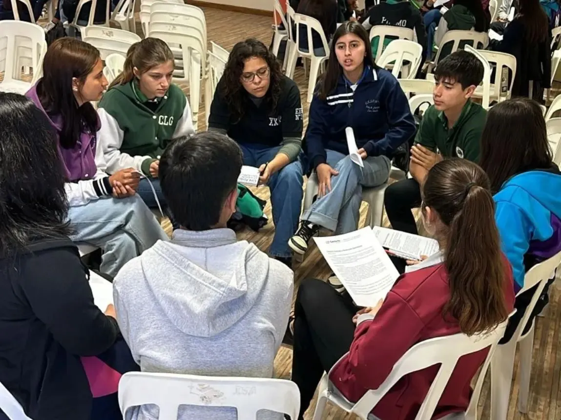 b5303ee1-9164-4bb5-a2e9-4372cd23a1f5