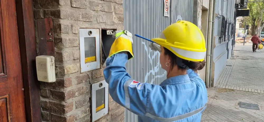 8dc8351a-ec64-4d36-97ba-42df56c9d022