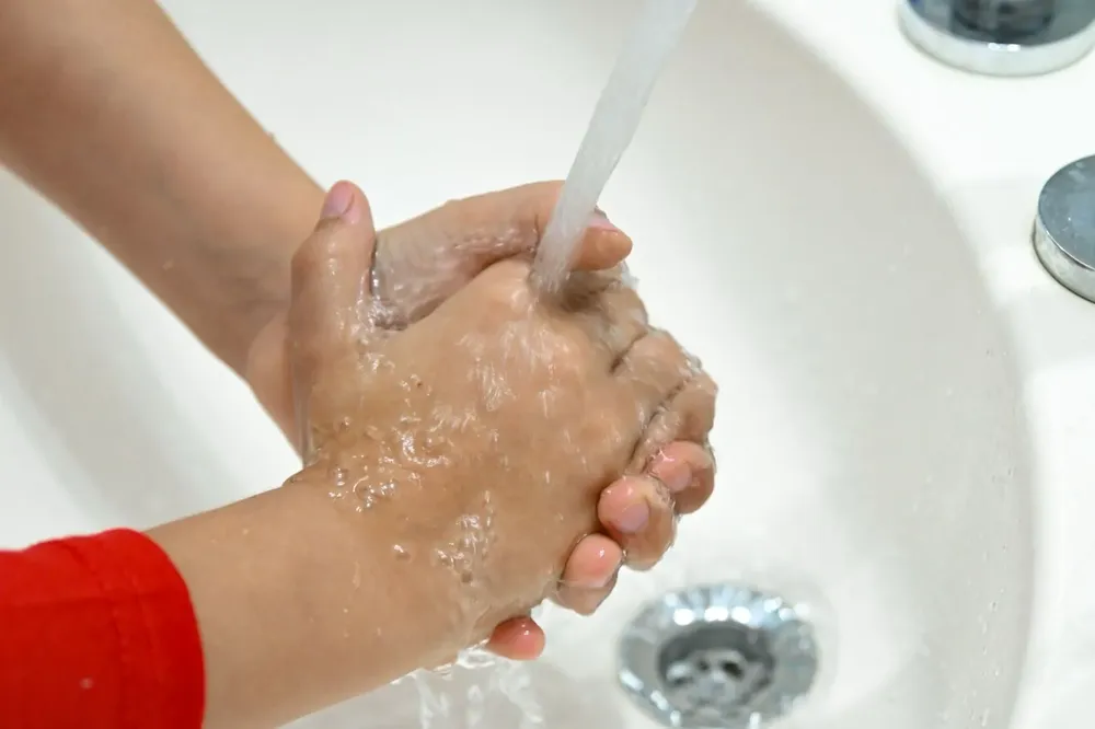 9ef6295a-e9a2-49d7-844d-1a1928315b9a