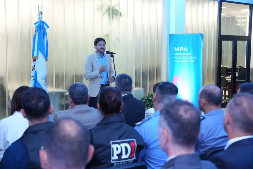 76997806-93ed-47dc-bb3c-839b541f25ea