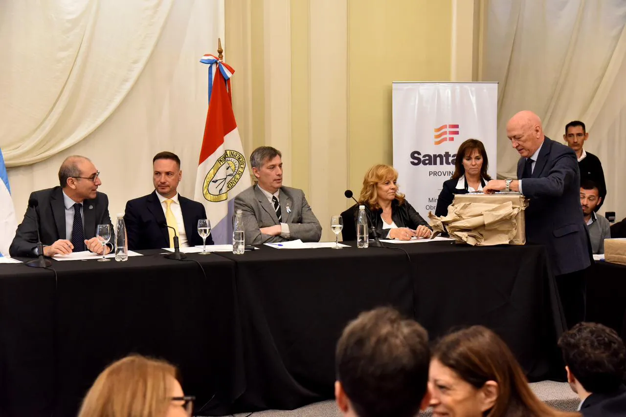 WhatsApp Image 2024-08-16 at 13.43.09 (1)