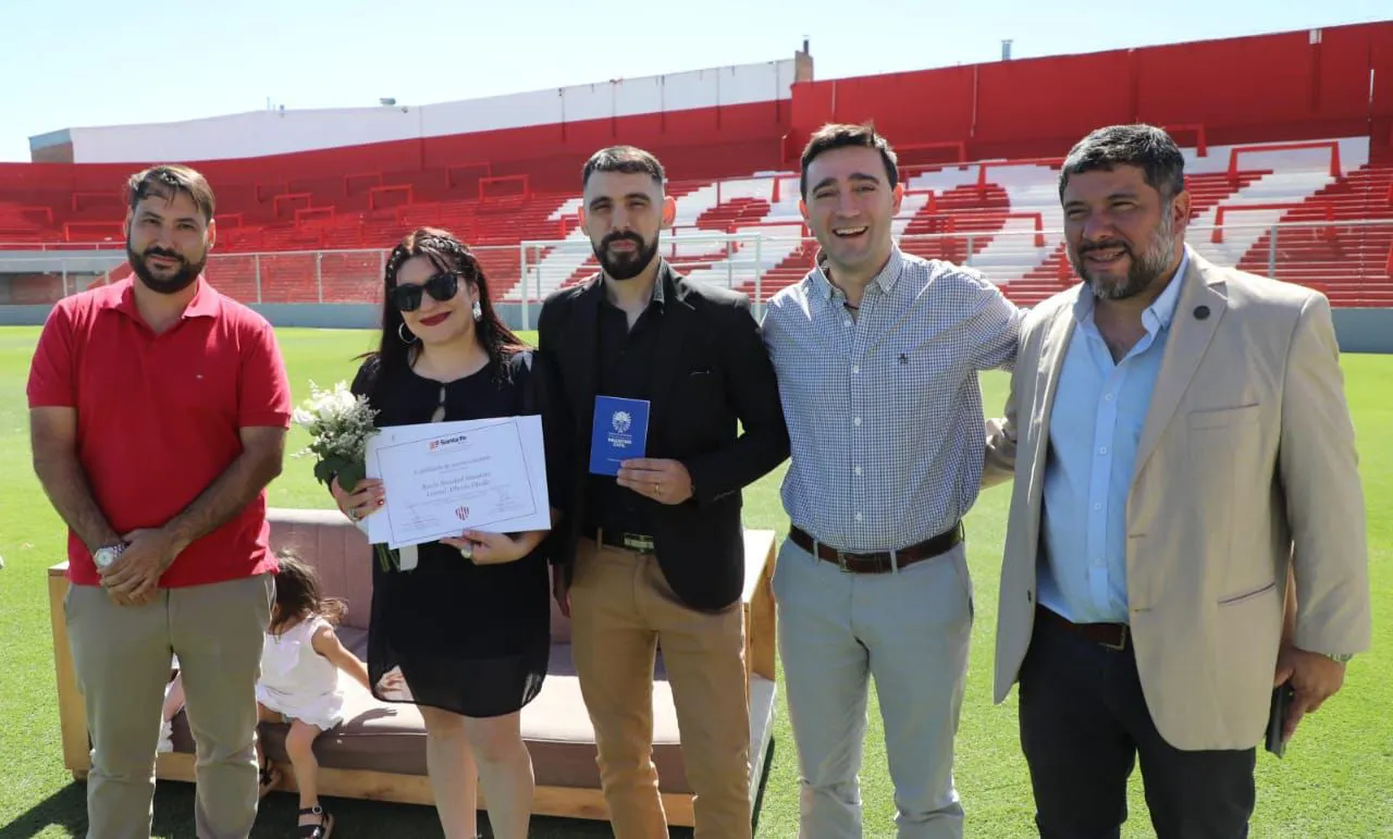 2f9d9d16-2928-4673-800e-6a974ced4995