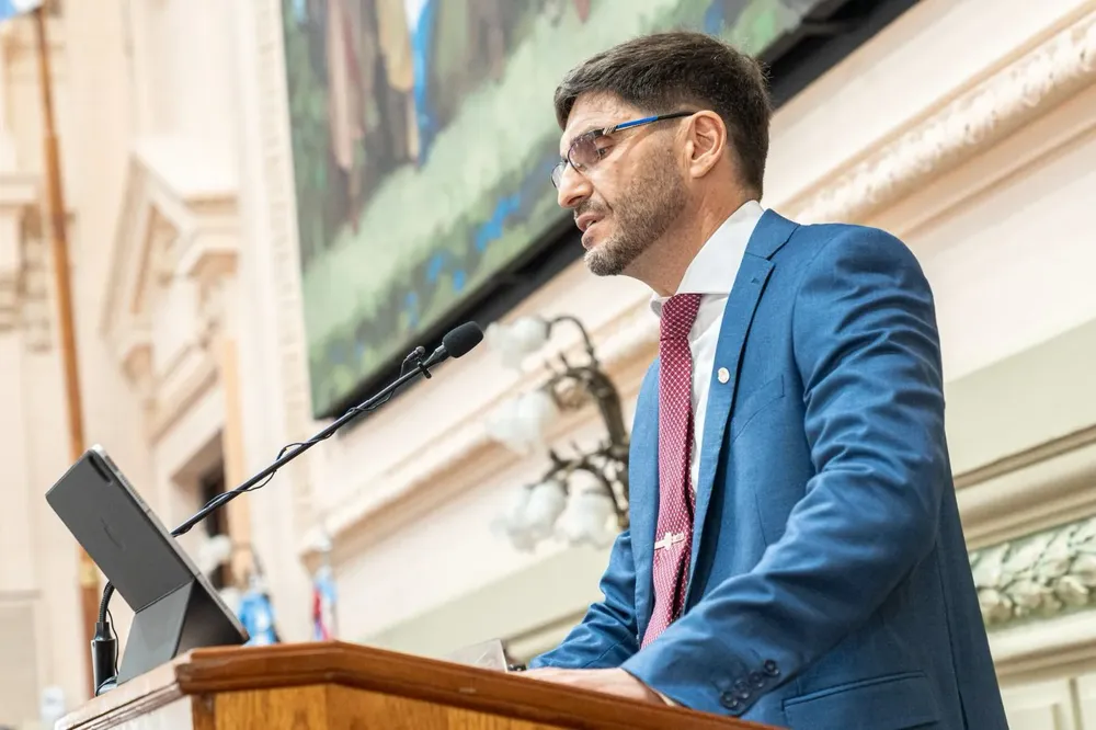 95589508-0312-42e3-b1e4-1755d5943f66