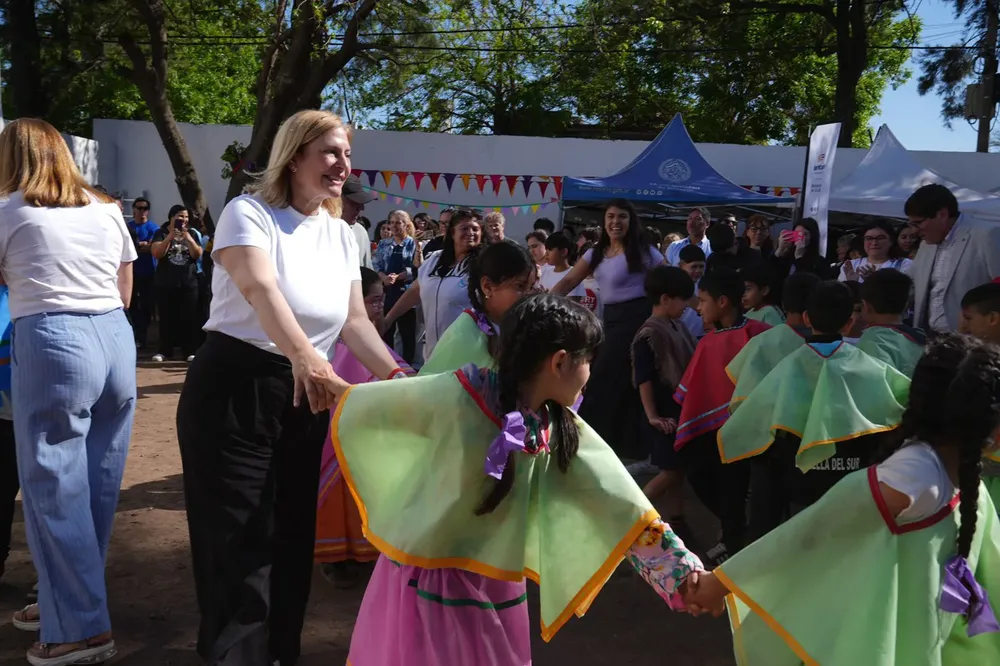 dd9021b4-e735-4c78-a985-609234911268