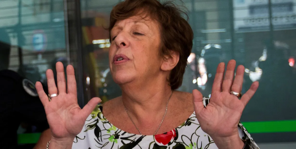 S1mraCotNl_1256x620__2