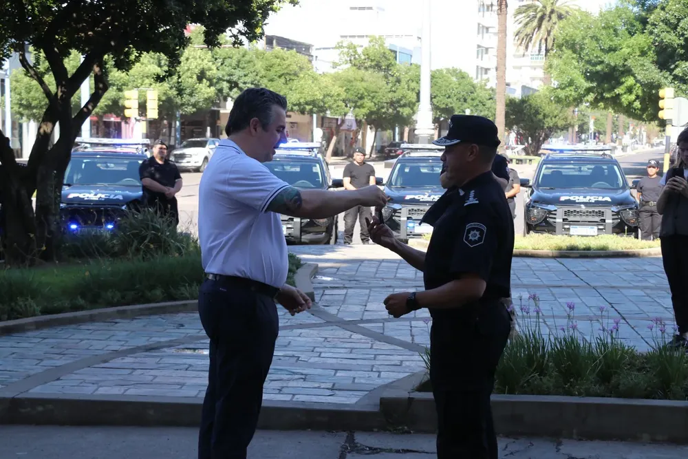 multimedia.grande.9e49025dd17d1ce4.Z3JhbmRlLndlYnA=