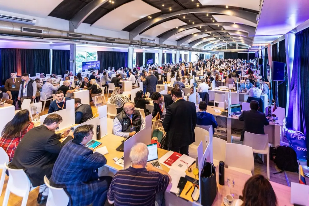 b9bb3806-d25c-4e84-8355-c7170b36e522