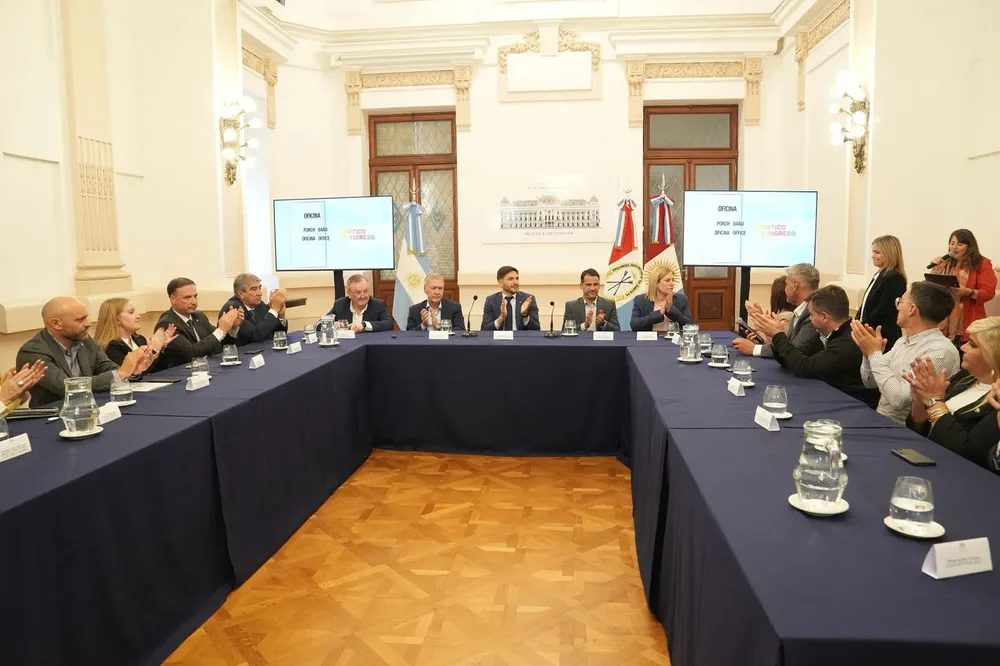 f29bff5d-3465-44d3-9848-09a2a9989565