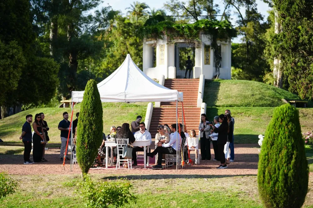 3b697e2a-881a-4ae6-9aef-7ac99df87a07