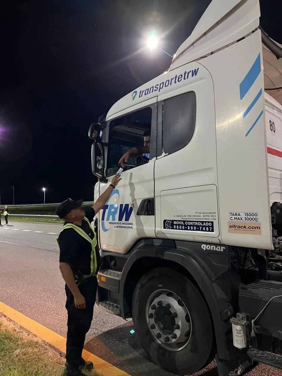 e5f884b0-4f1d-4fb4-b685-1b33b3e0036f