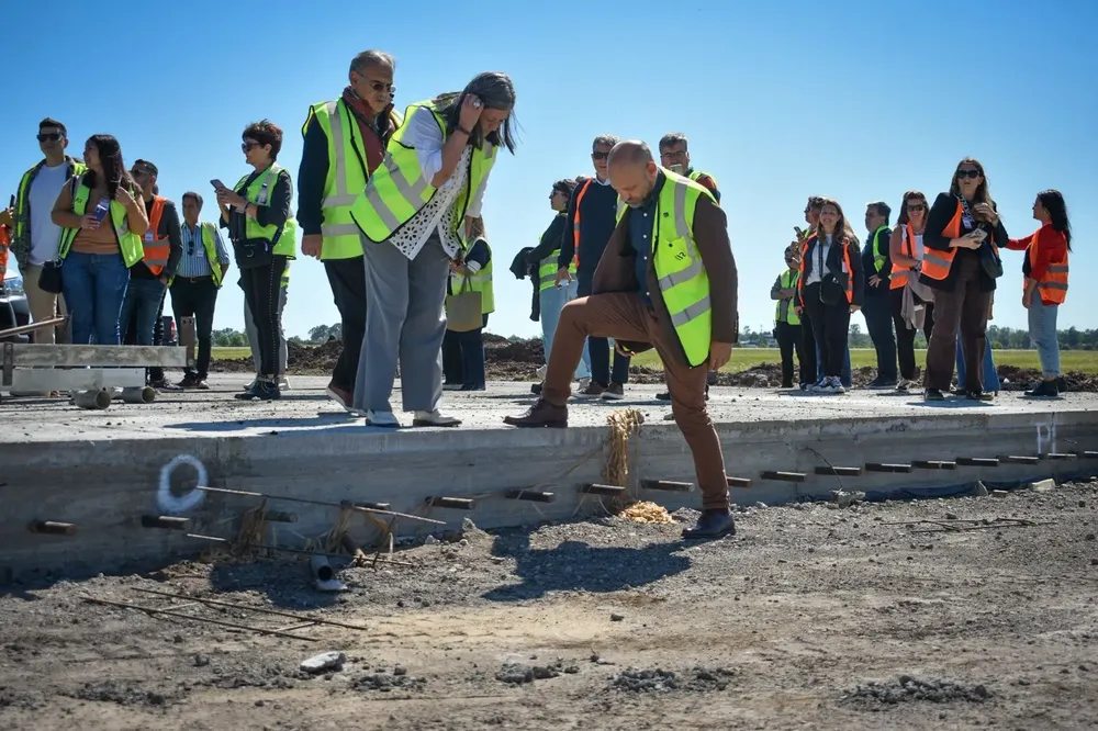 a78d9602-ef40-4f0b-9da8-f6eaac189936