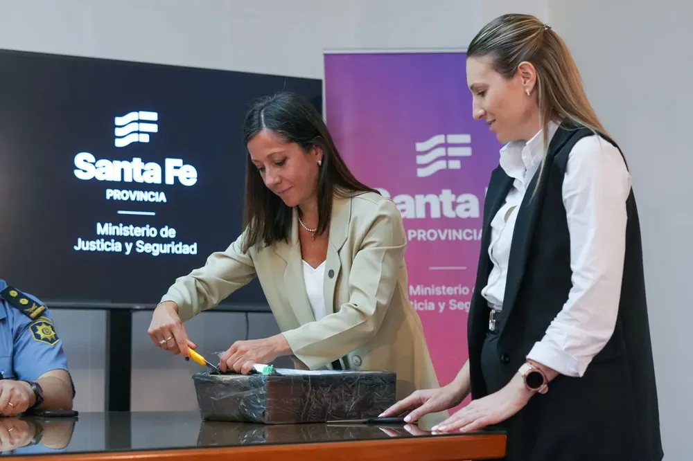 fe73c20b-46fc-4e30-a026-50f229eb329d