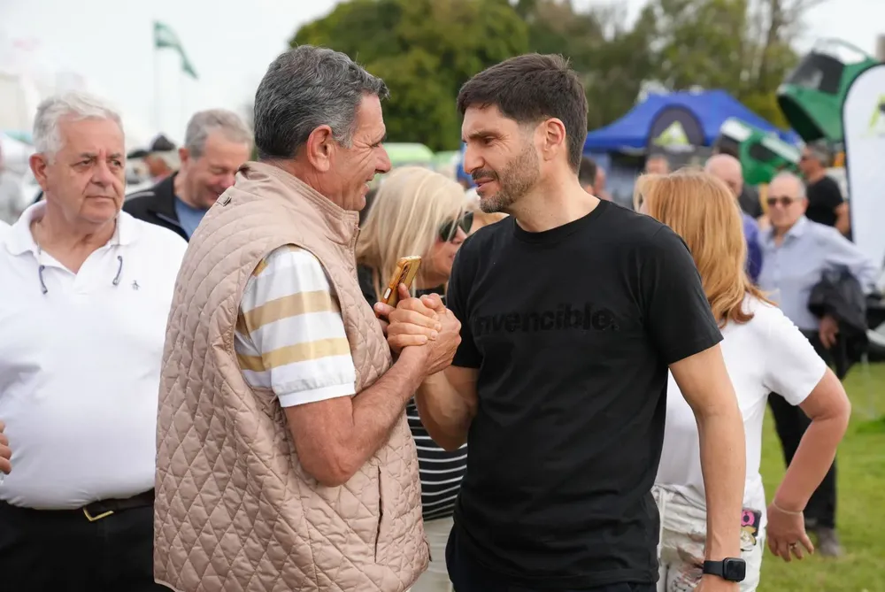 35b4ed79-8940-44dc-9b84-7ee6c875d385