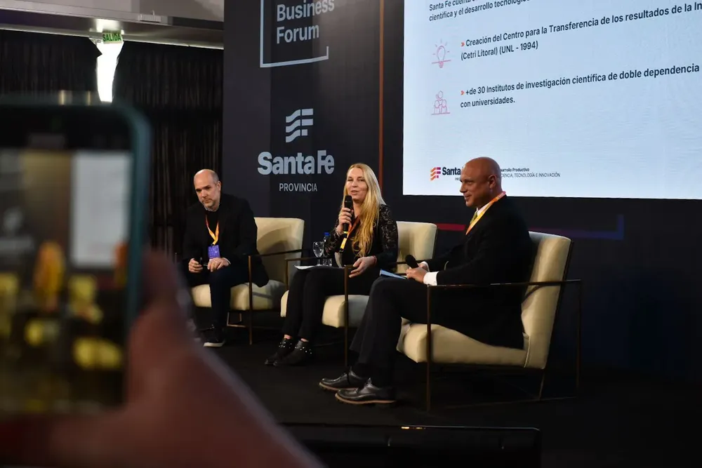 0c704673-80b3-407d-8c2c-1dd81c599043