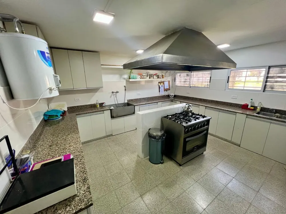 83d14a73-a527-49ff-9bdd-559b8b7f5e9d